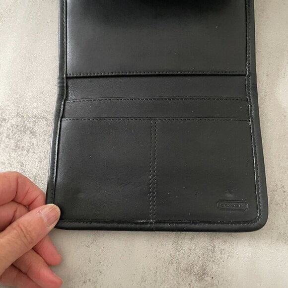 Coach Vintage Black Leather Swing Trifold Crossbody Snap Close Wallet Bag 4843 - Picture 6 of 11